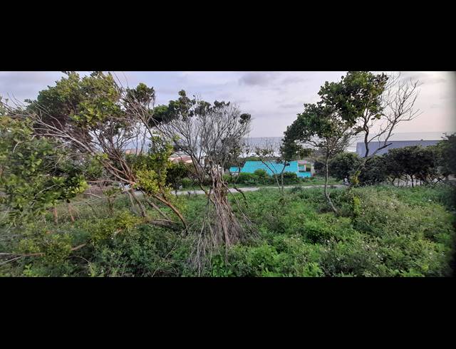 1,487M² VACANT LAND FOR SALE IN SEAVIEW